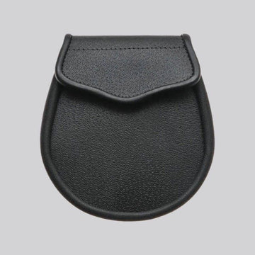 Basic Design Black Leather Sporran With Free Chain Belt