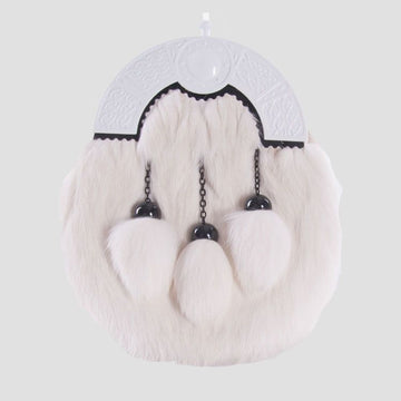 White Rabbit with White Cantle Sporran